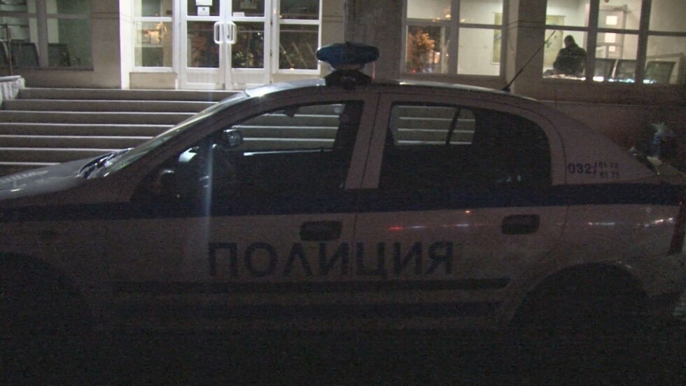Отстраниха от длъжност един от полицаите заради боя с фенове в Пловдив