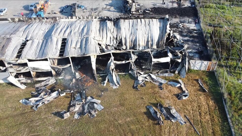 Голям пожар унищожи халета в зеленчукова борса край петричкото с. Кърналово