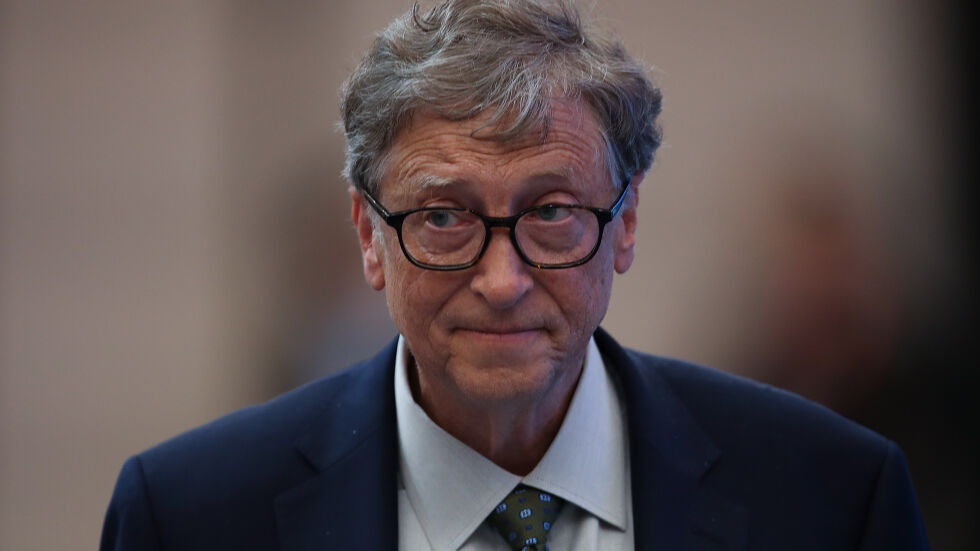 Бил Гейтс е напуснал "Майкрософт" заради връзка със служителка