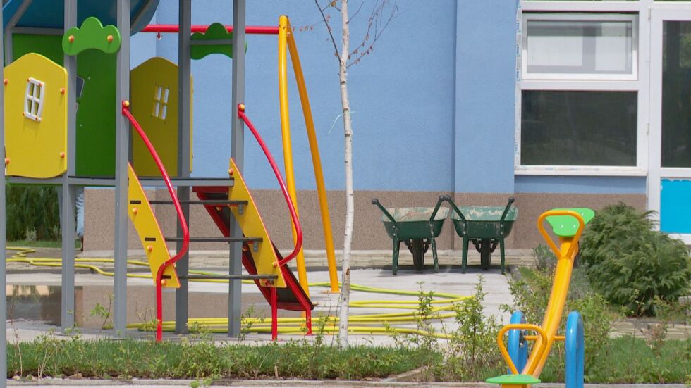 Отпускат близо 5 млн. лв. за ремонти на детски градини и училища   