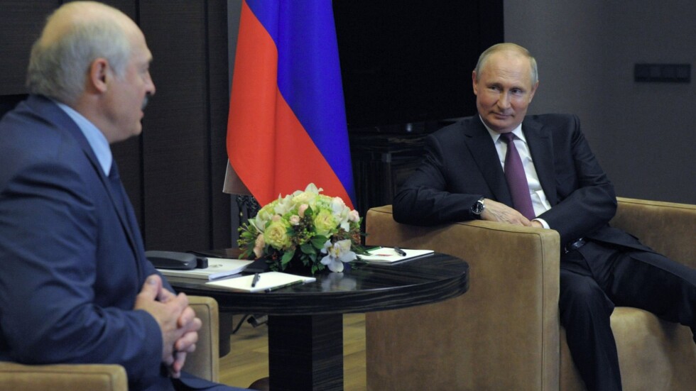 Путин подкрепи Беларус в противопоставянето й със Запада заради отклонения самолет
