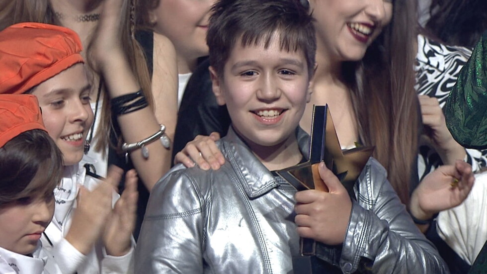  Калоян Гешев е огромният победител в седми сезон на „ България търси гений “ 