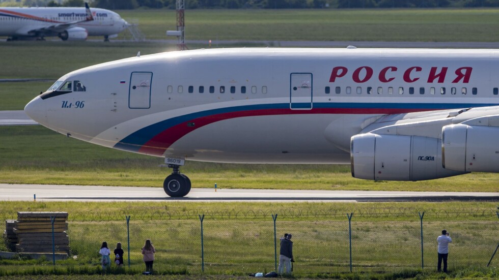 Русия възобновява полетите до България от 28 юни