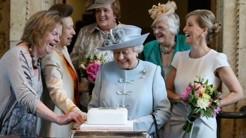 Избраха официалния десерт за платинения юбилей на кралица Елизабет Втора
