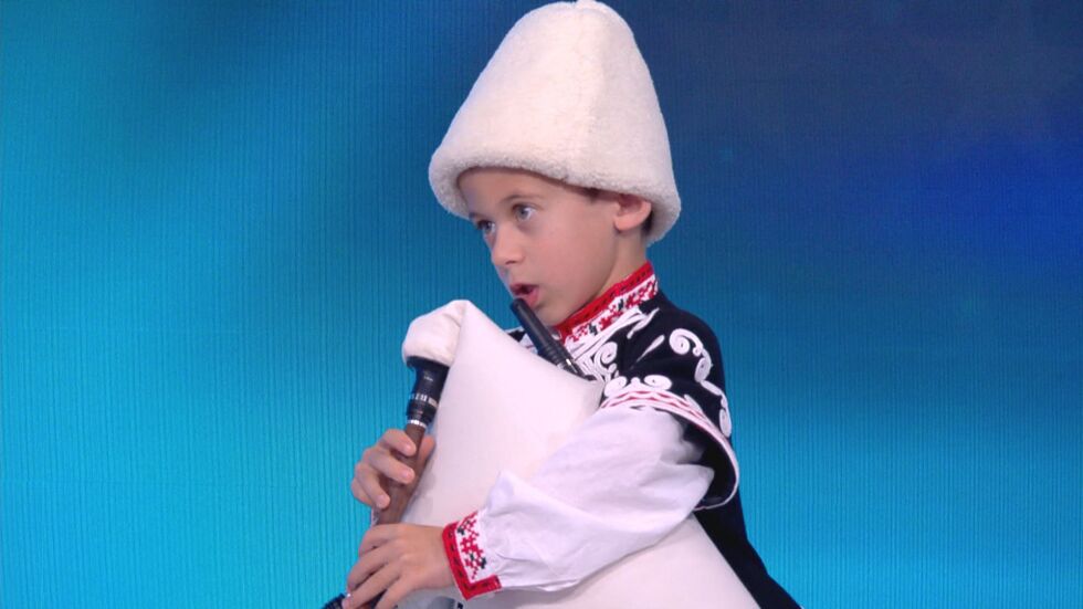 След победата в "България търси талант": 6-годишният Стефчо изсвири химна като поздрав към всички