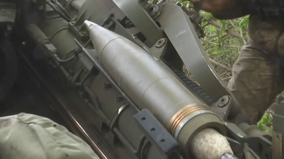 Ракетен обстрел порази стратегически важен мост в Украйна