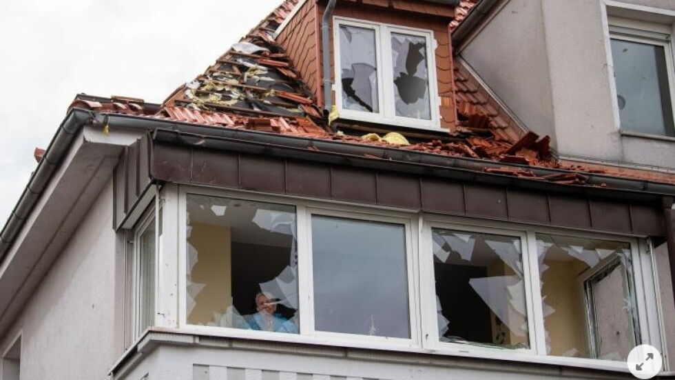 Торнадо и силни бури в Германия, има десетки ранени (ВИДЕО)