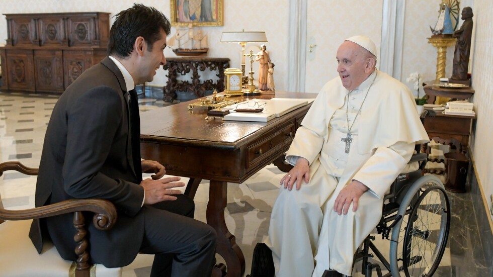 Премиерът за срещата с папа Франциск: Поздрави ни за борбата с корупцията