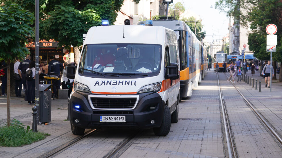 Дете пострада при инцидент с трамвай в София