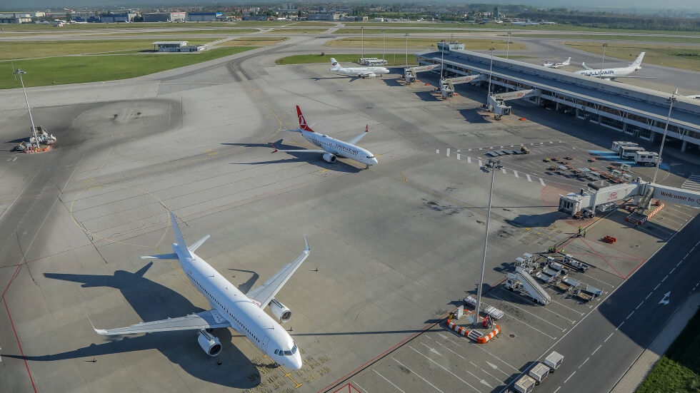 Пътниците по вътрешните линии и товарите на летище София все още под нивата от 2019 г.