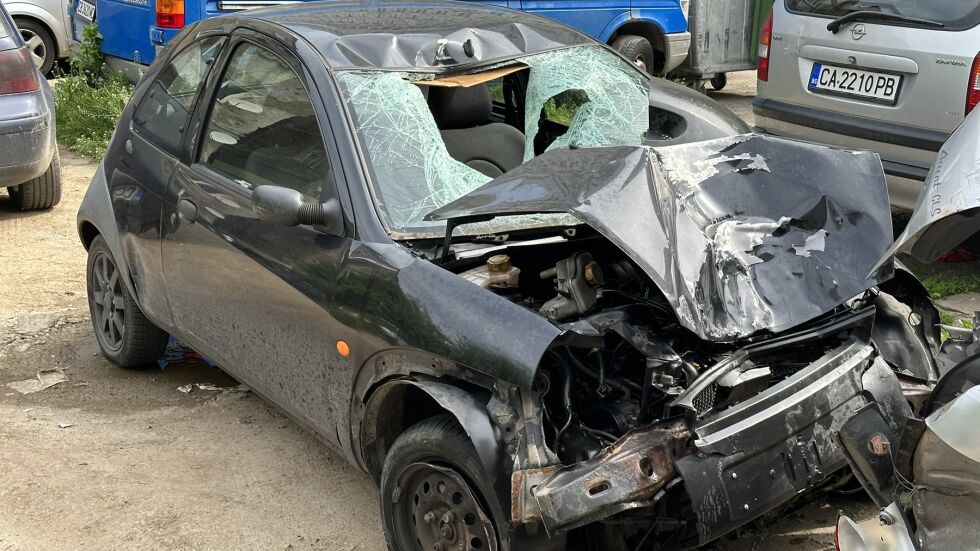 Официално за катастрофата с две жертви в София: Шофьорът е на 18 г., не е имало гонка