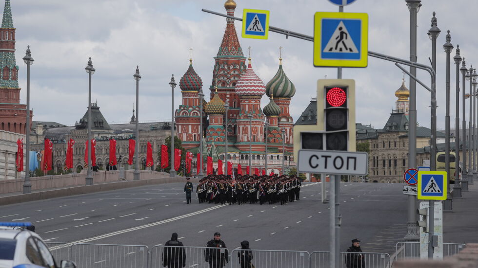 9 май в Русия: Забранени дронове, на места без военни паради 