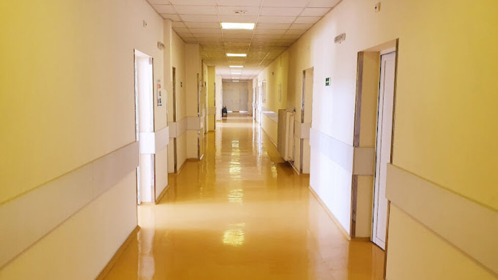 78-годишна жена е в болница в Перник след побой от дъщеря си