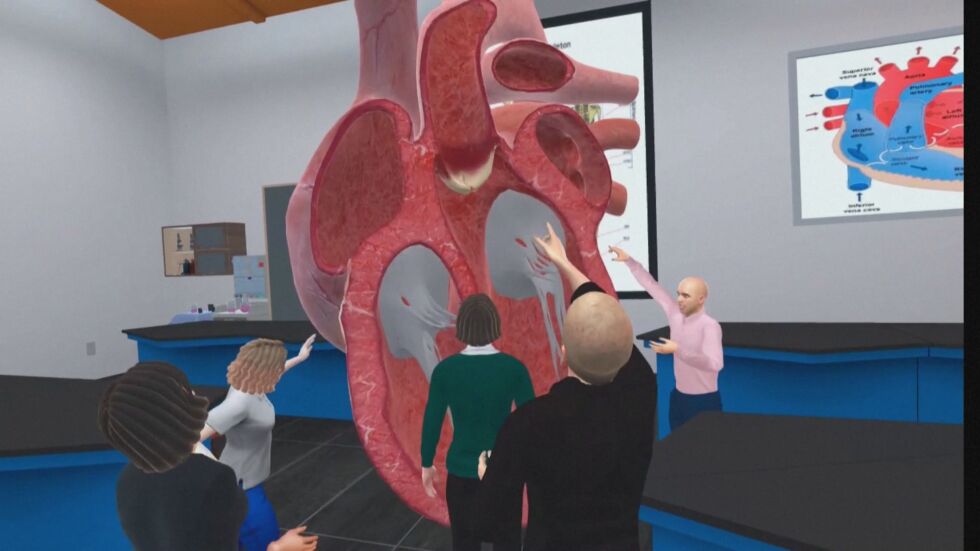 Училище в метавселената: Как децата влизат в човешкото тяло, за да разгледат сърцето? (ВИДЕО)