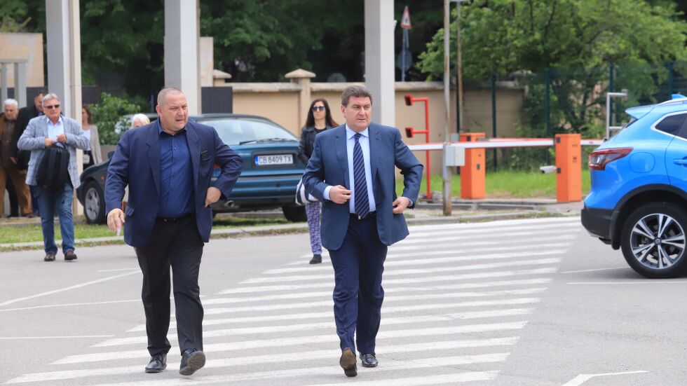 Валентин Златев влезе в прокуратурата на разпит заради "Барселонагейт"
