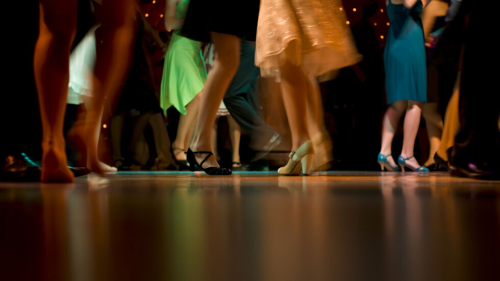  Обувки за 2000 лева: Как се готвят за абитуриентските балове в Северозапада? 