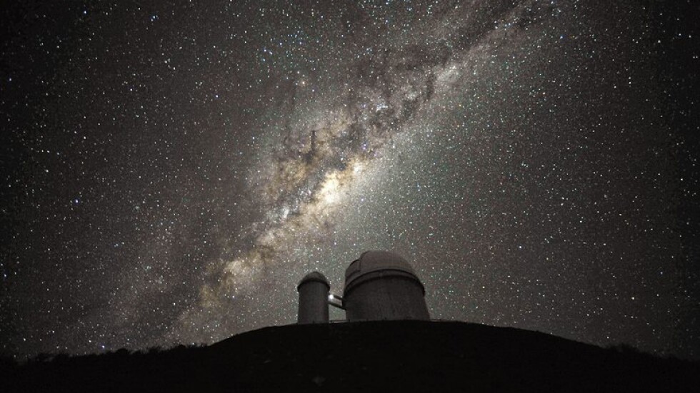За първи път мистериозен радио сигнал беше проследен до друга галактика