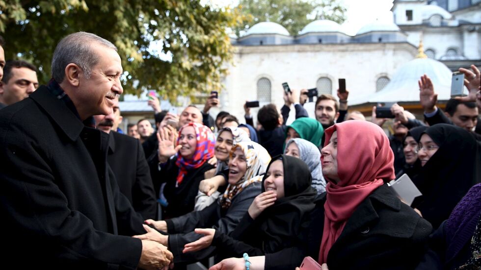 Турската лира поскъпна след победата на Ердоган