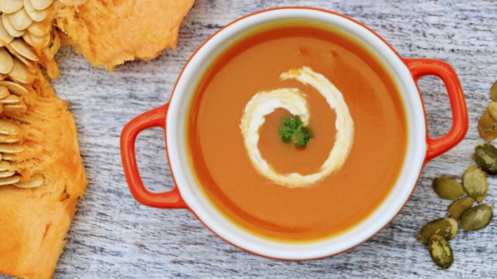 Рецепта за супа от тиква с червена леща