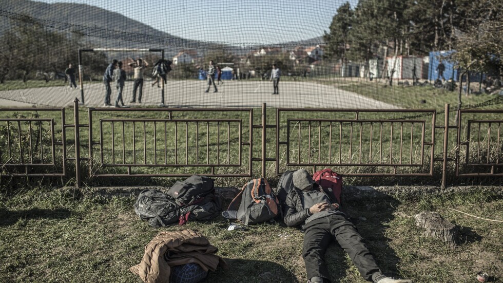 Доклад: Заплахи, полицейско насилие и рекет чакат мигрантите в България