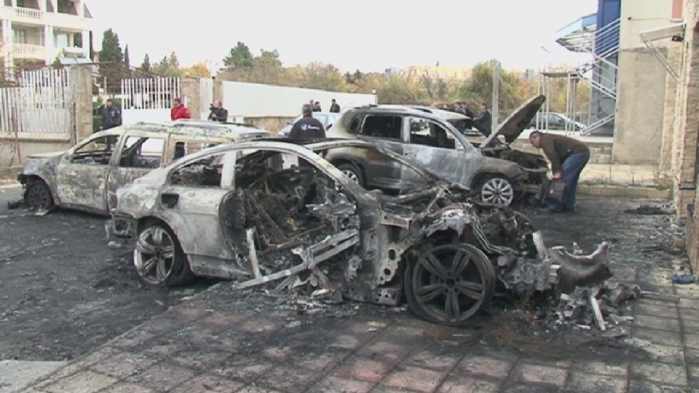 Подпалиха колата на известен варненски адвокат