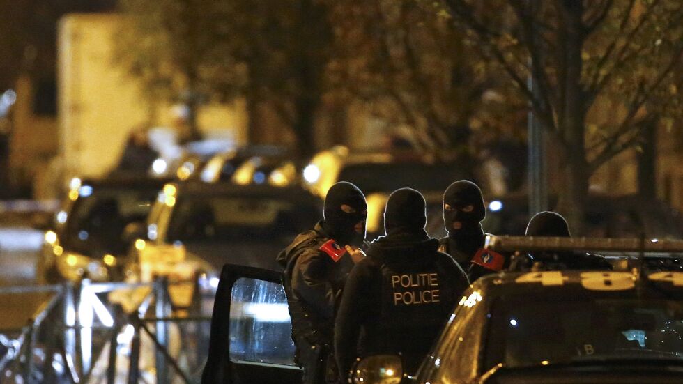 Антитерористична операция в центъра на Брюксел (СНИМКИ И ВИДЕО)