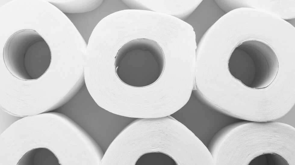 COVID-19 и тоалетната хартия: 10 реакции на онлайн потребители