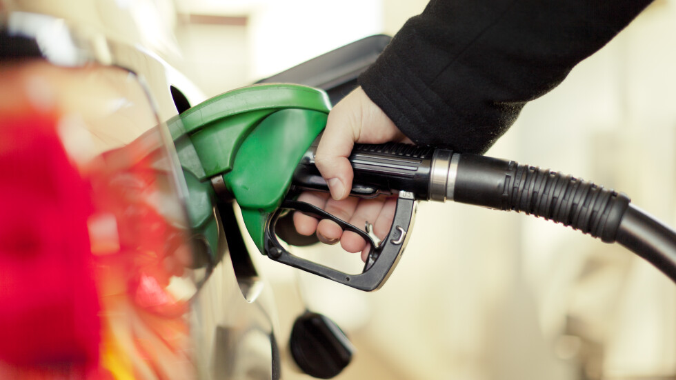 По-скъпо гориво за чуждите шофьори в Унгария 