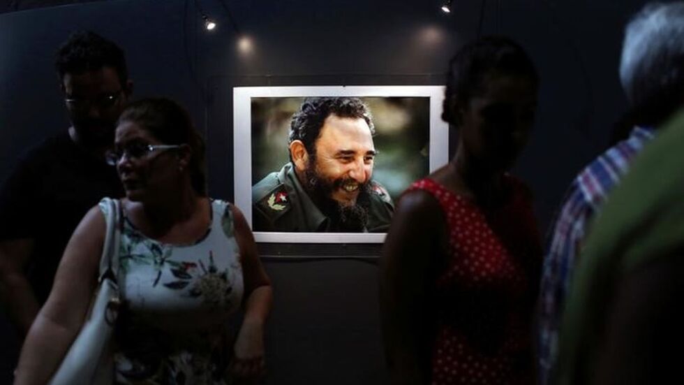 Погребват Фидел Кастро на 4 декември, Куба ще е в траур 9 дни