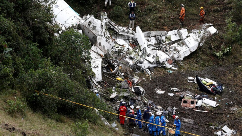 Открити са двете черни кутии на катастрофиралия в Колумбия самолет (СНИМКИ)