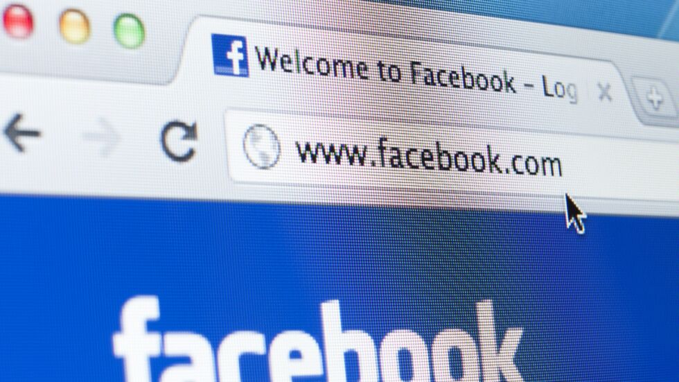Скандалът с „Фейсбук”: Как може да се ограничат злоупотребите с лични данни? 