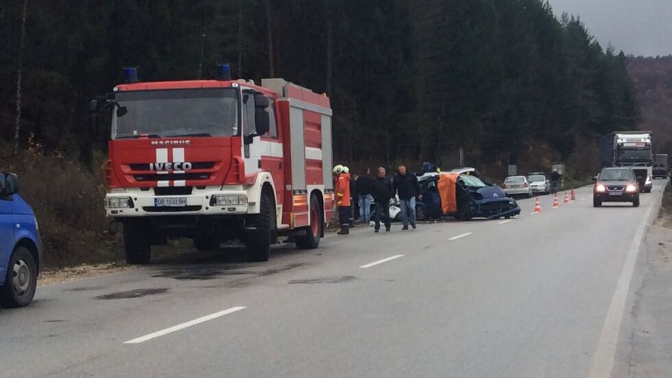 Жертва и 6 пострадали при нова тежка катастрофа на пътя София – Варна