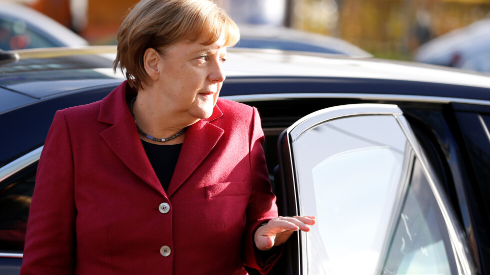 Последен опит за Ангела Меркел да сформира коалиционно правителство