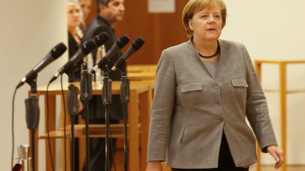 Ангела Меркел не изключва възможността да поиска вот на доверие