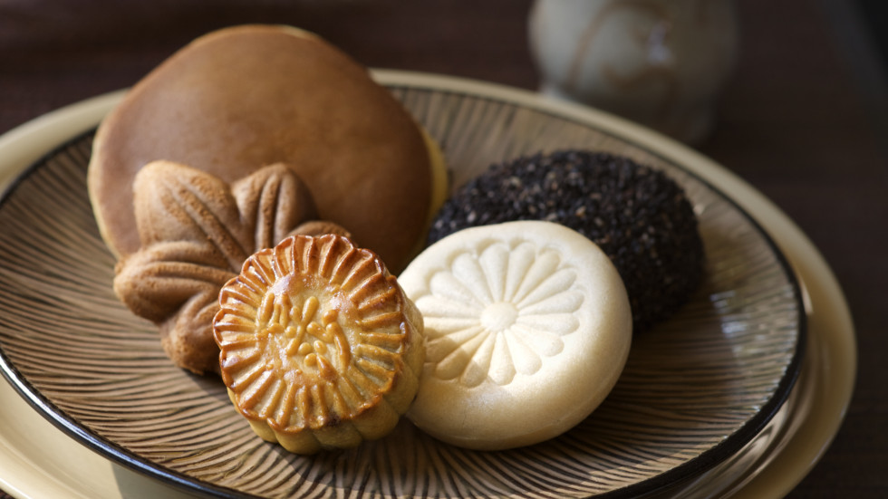 Лунен кейк - китайски сладкиш за дълголетие и хармония