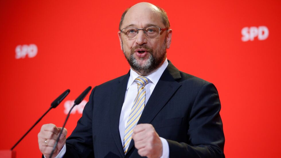 Мартин Шулц склони на преговорите за правителство на Ангела Меркел 