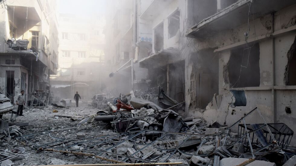 Поне 15 цивилни са загинали при въздушни удари в Сирия 