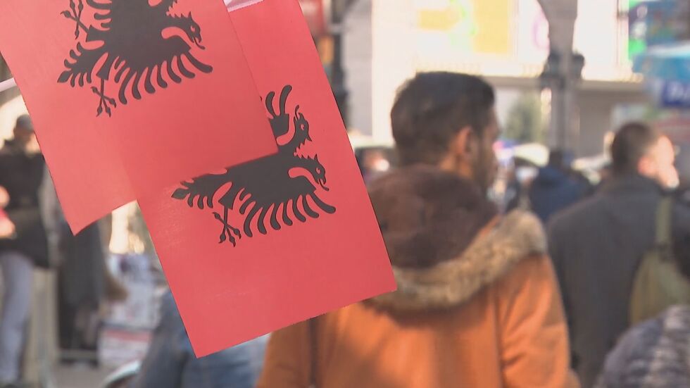 Сложен албански въпрос в Македония с новата Конституция