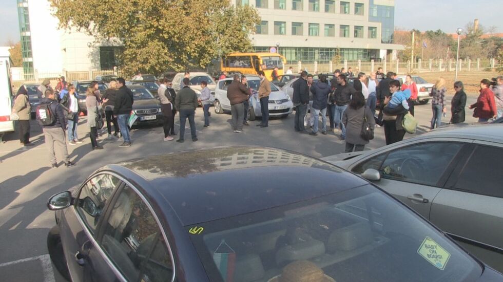 В Русе излязоха на протестен автопоход срещу мръсния въздух