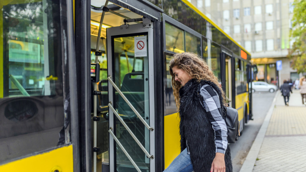 Предлагат 3 нови автобусни линии в София, вижте къде