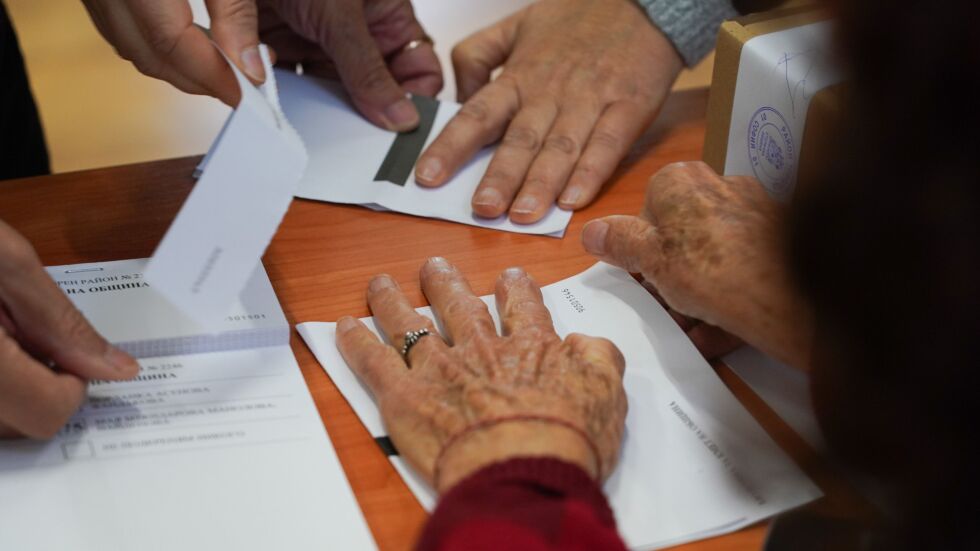 Технология на вота в Сливенско: Как се осигурява подкрепа за даден кандидат