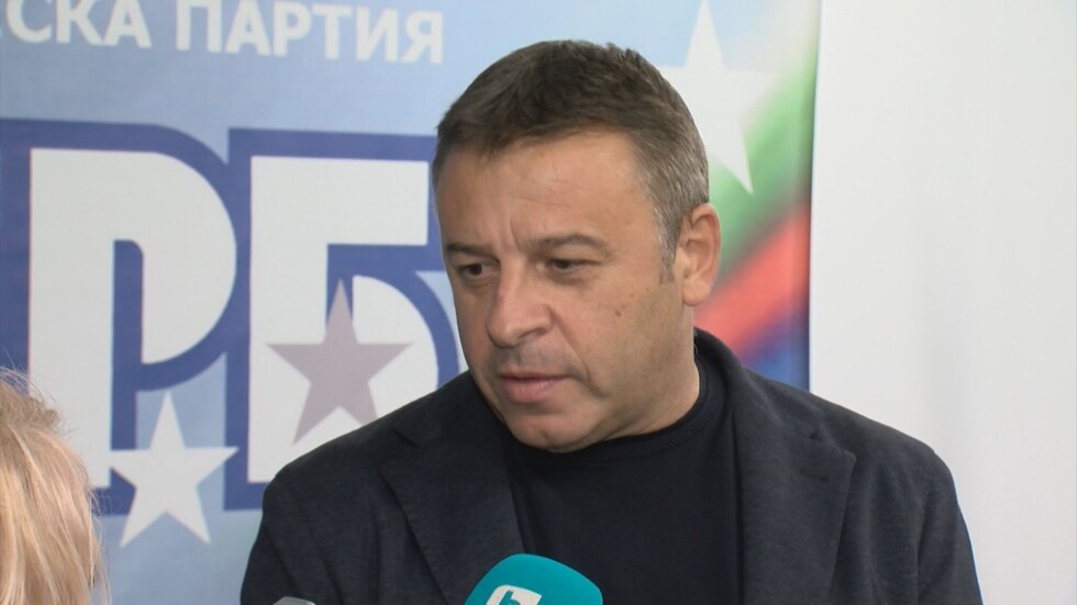След загубата: Атанас Камбитов напуска политическите постове в Благоевград