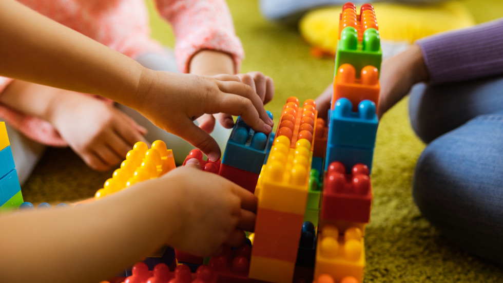 Предложение на МОН: Предучилищната подготовка да е задължителна още за 4-годишните деца