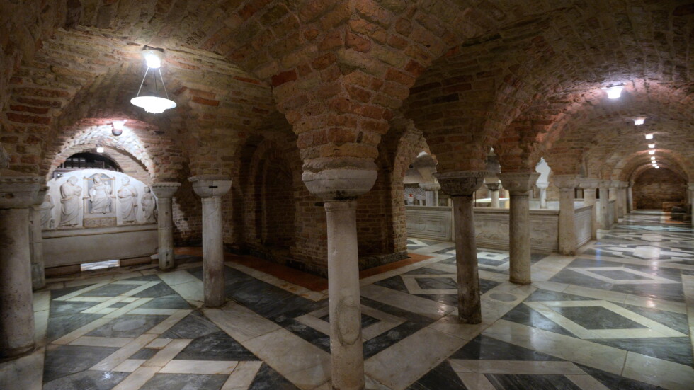 Базиликата "Сан Марко" във Венеция има нужда от реставрация след потопа