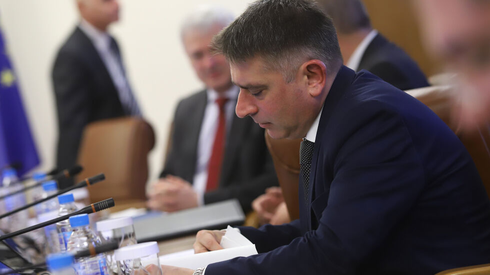 Данаил Кирилов не намира основание да се извинява на членове на ВСС