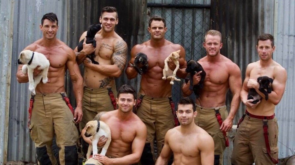Красивите австралийски пожарникари с нова фотосесия за календари за 2020 г. (ВИДЕО)