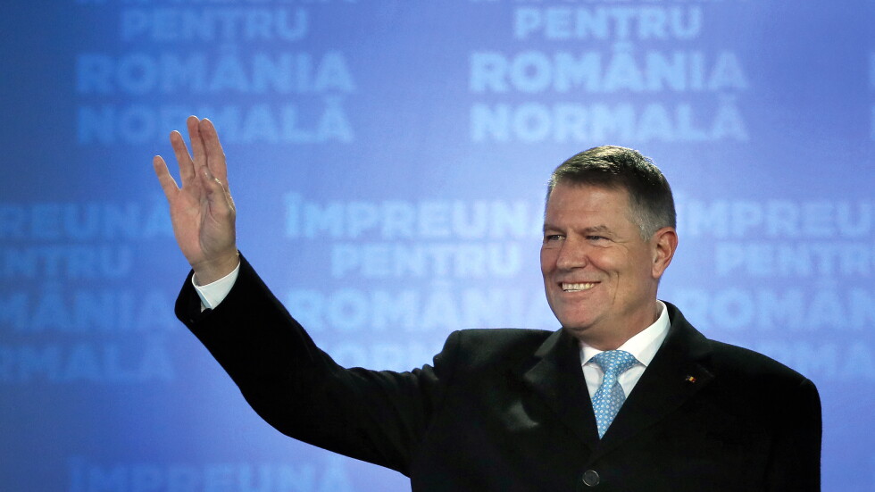 Избори в Румъния: Клаус Йоханис си гарантира нов президентски мандат след балотаж