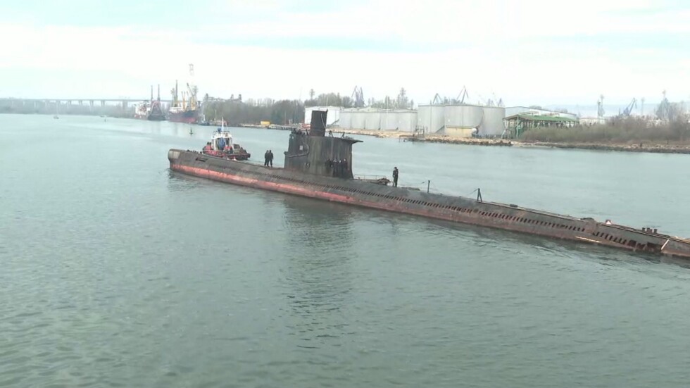 Операция „Слава”: Местят единствената българска подводница от Варна в Белослав