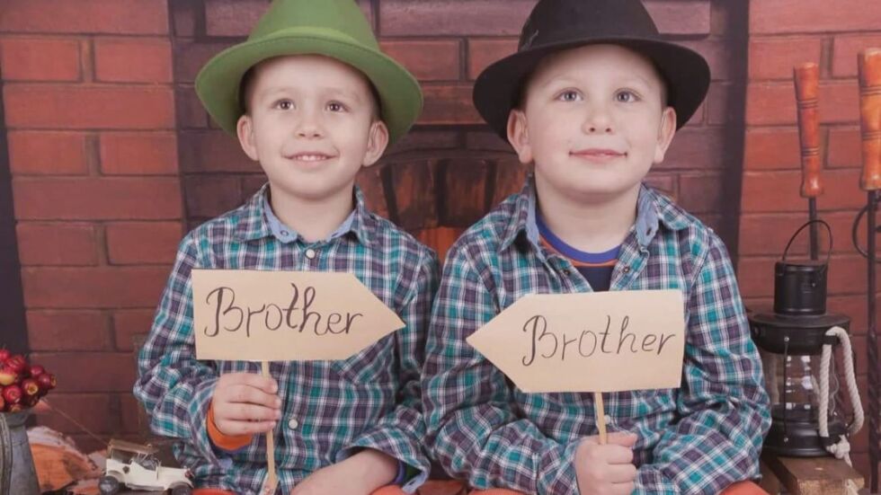 10-годишни близнаци сбъдват мечтата си благодарение на "Българската Коледа"