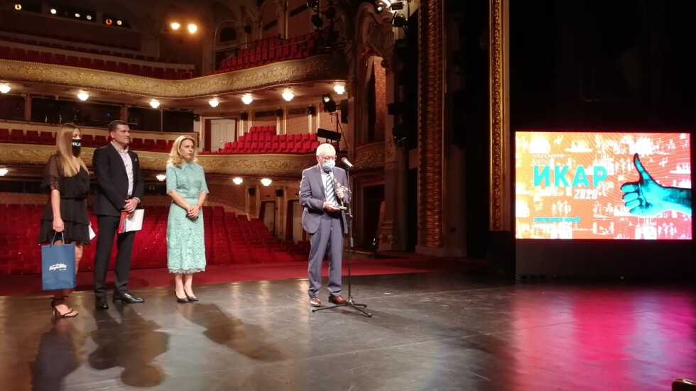 В навечерието на Деня на будителите раздават театралните награди "Икар"